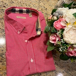 Burberry men shirt , 100% guarantees authentic!
